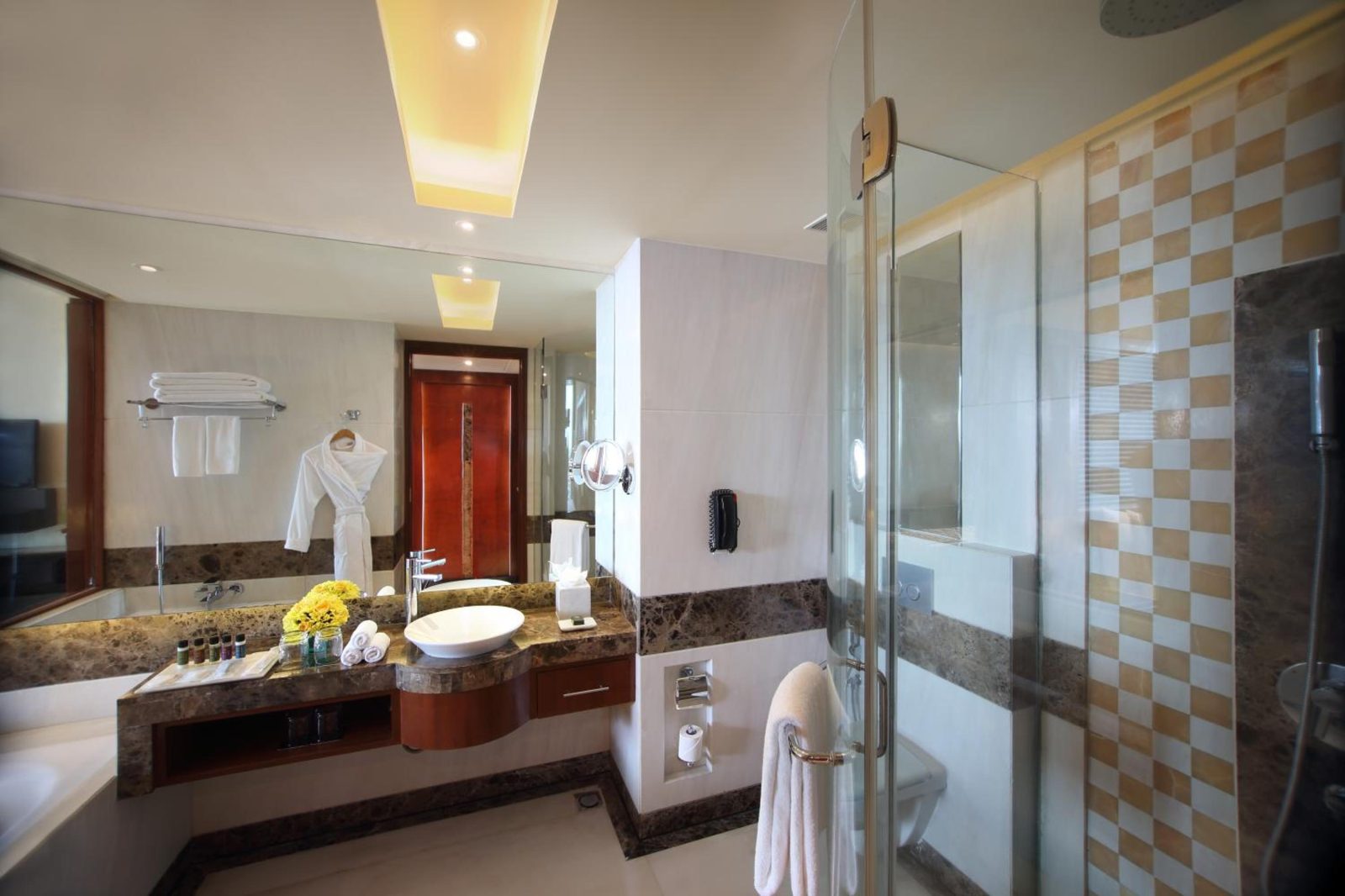 Gokulam Grand Hotel & Spa Bangalore — photo 7