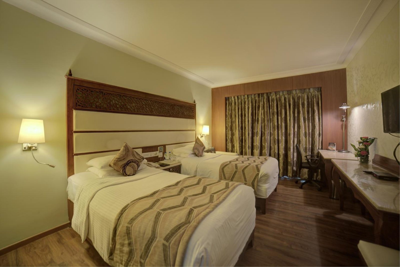 Goldfinch Hotel Bangalore — photo 5