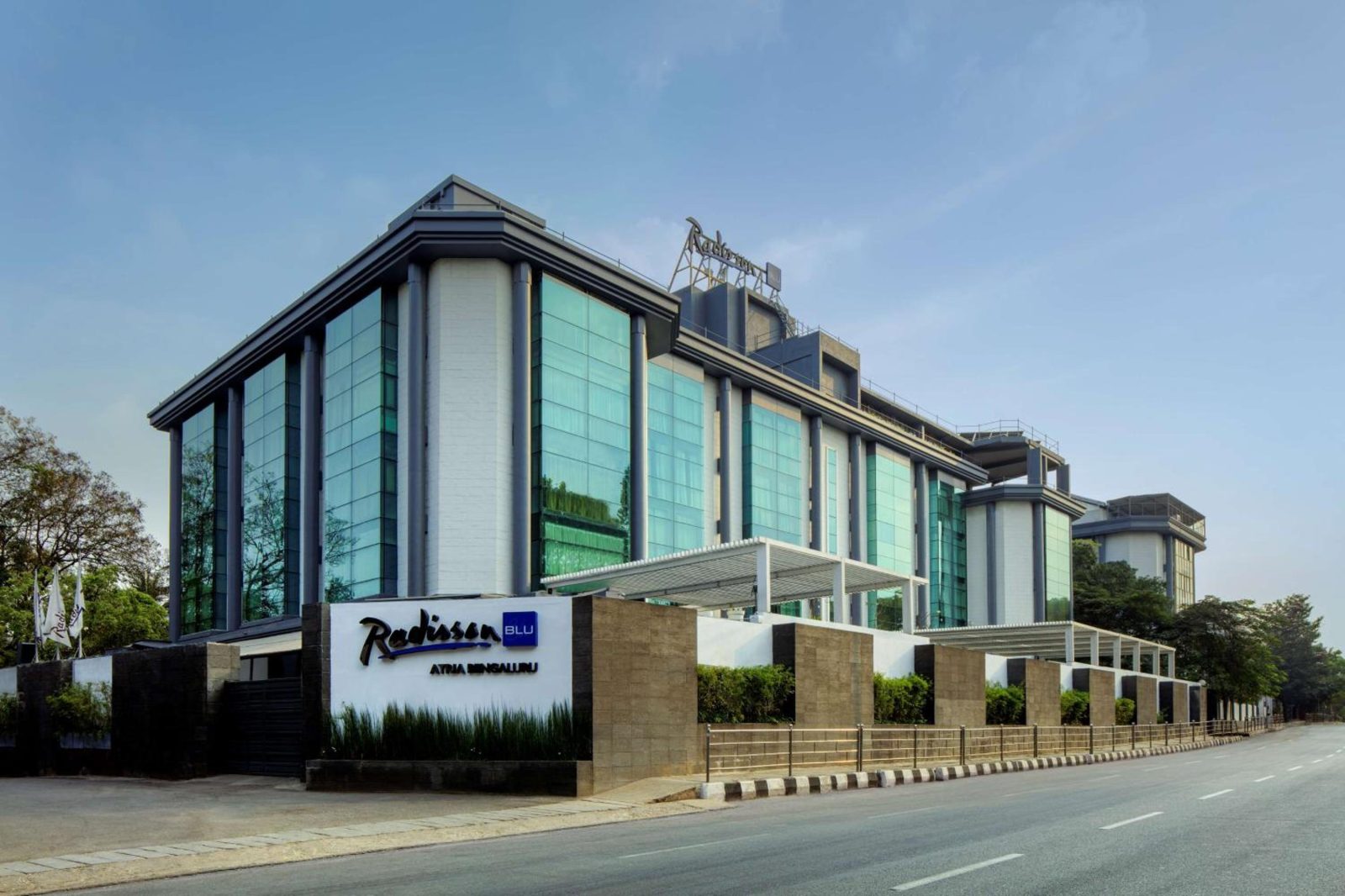Radisson Blu Atria Bengaluru — photo 2