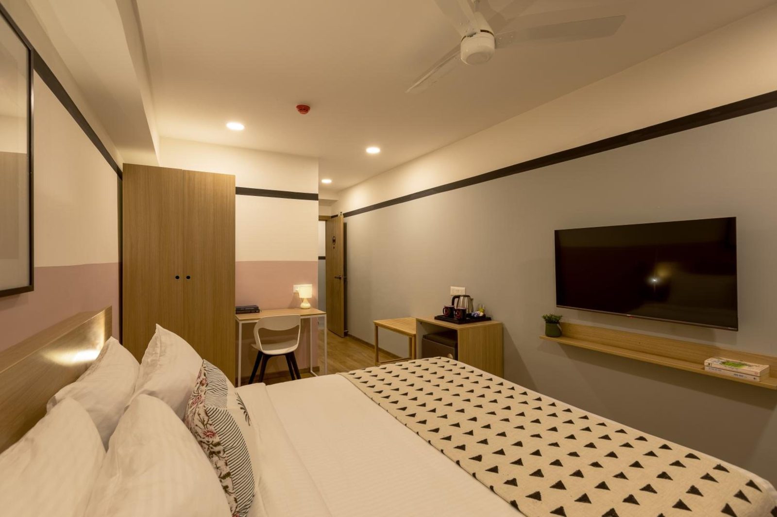 Olive Hotel Indiranagar 100Ft Road by Embassy Group — photo 5