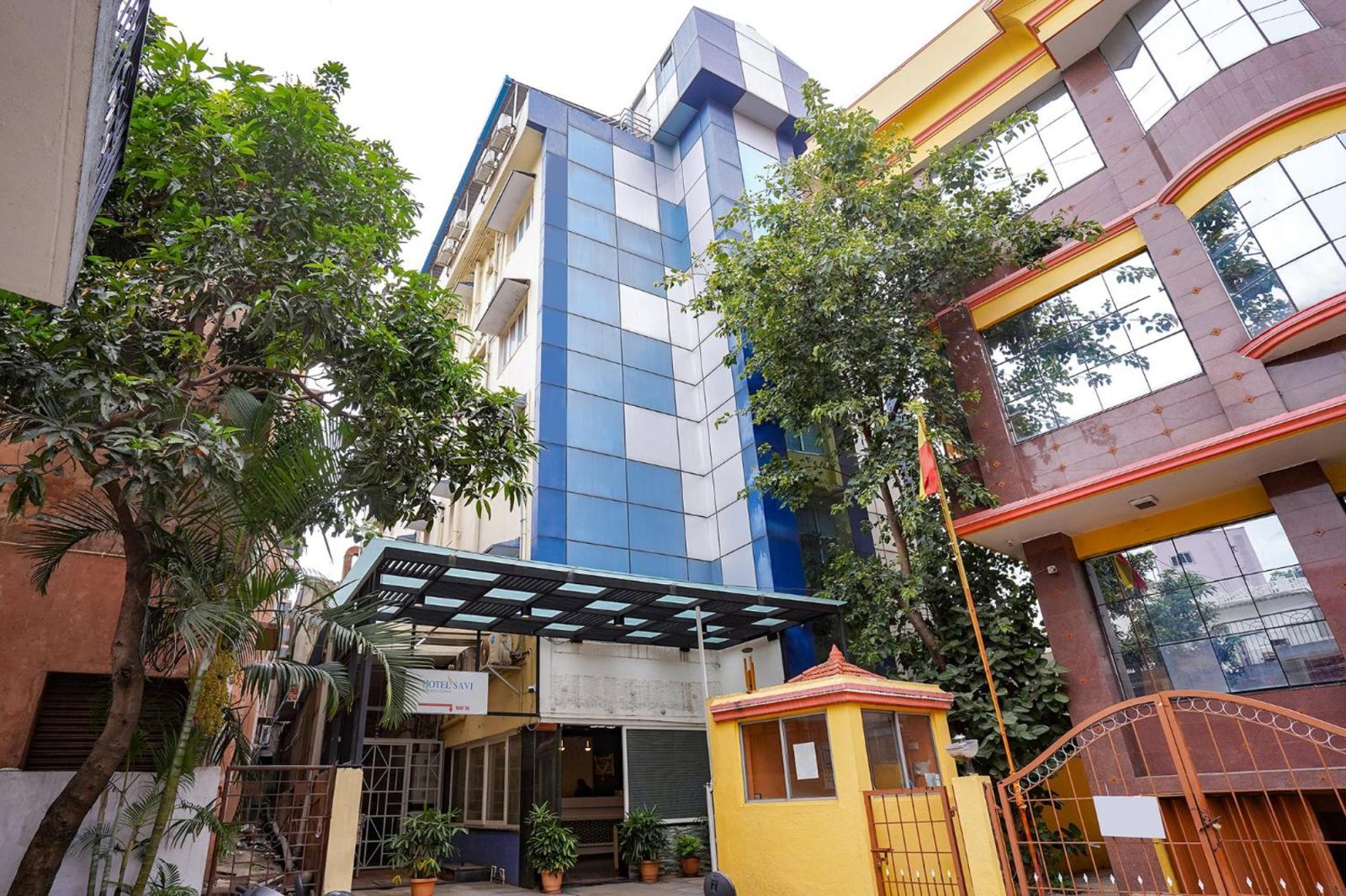 HOTEL SAVI iNN NEAR BENGALURU PALACE — photo 2