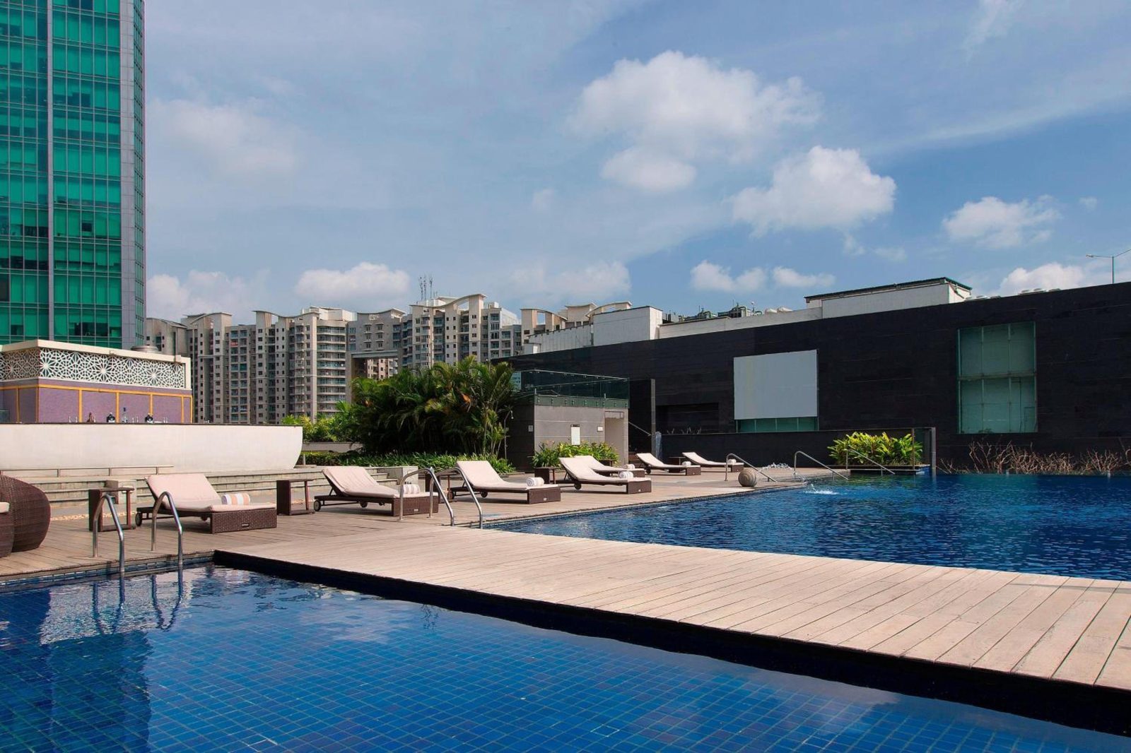 Sheraton Grand Bangalore Hotel at Brigade Gateway — photo 4