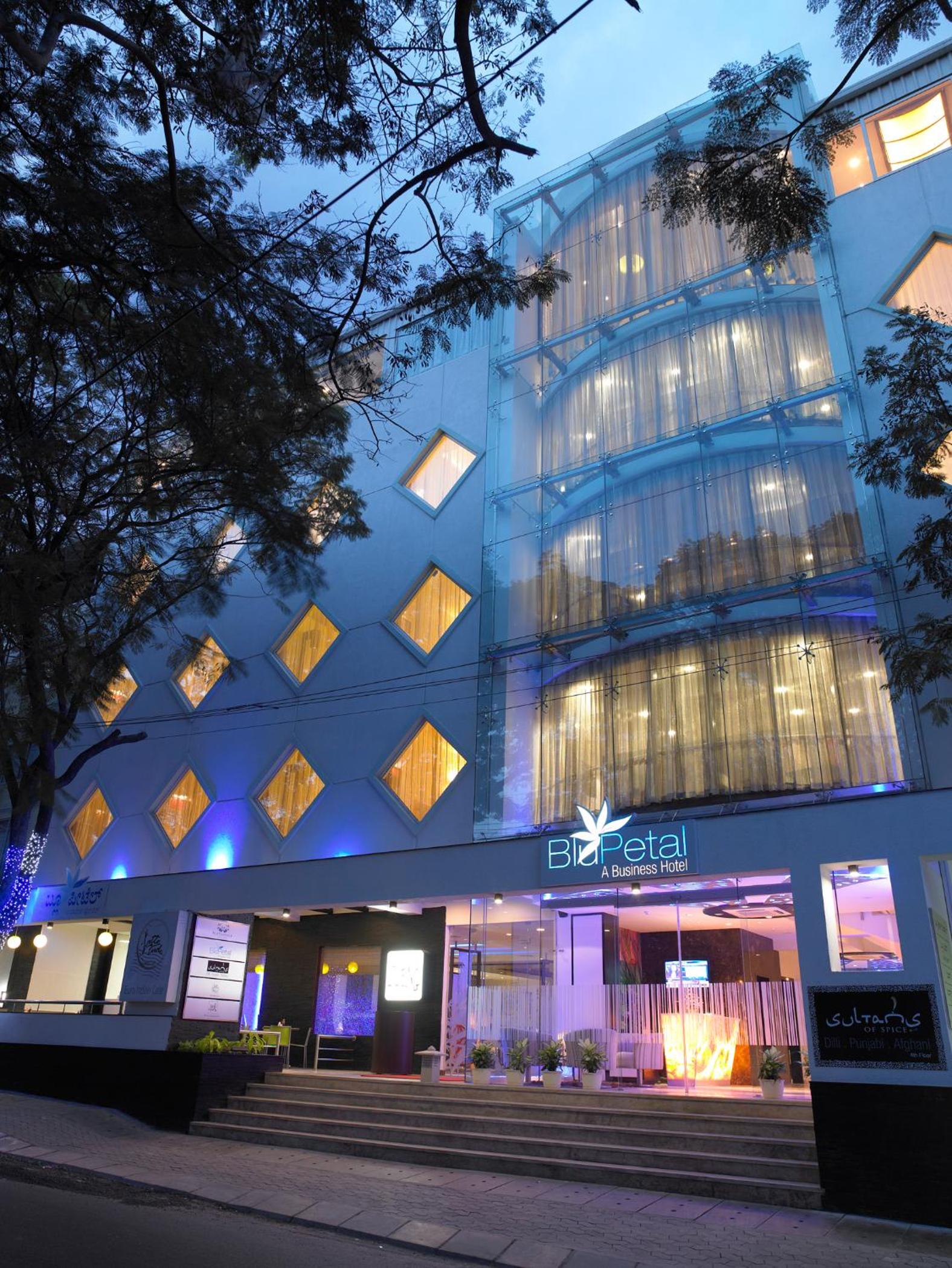 Blu Petal - A Business Hotel — photo 2