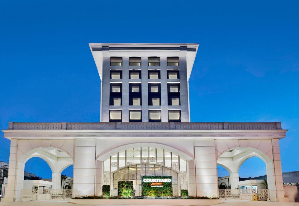 Courtyard by Marriott Bengaluru Hebbal
